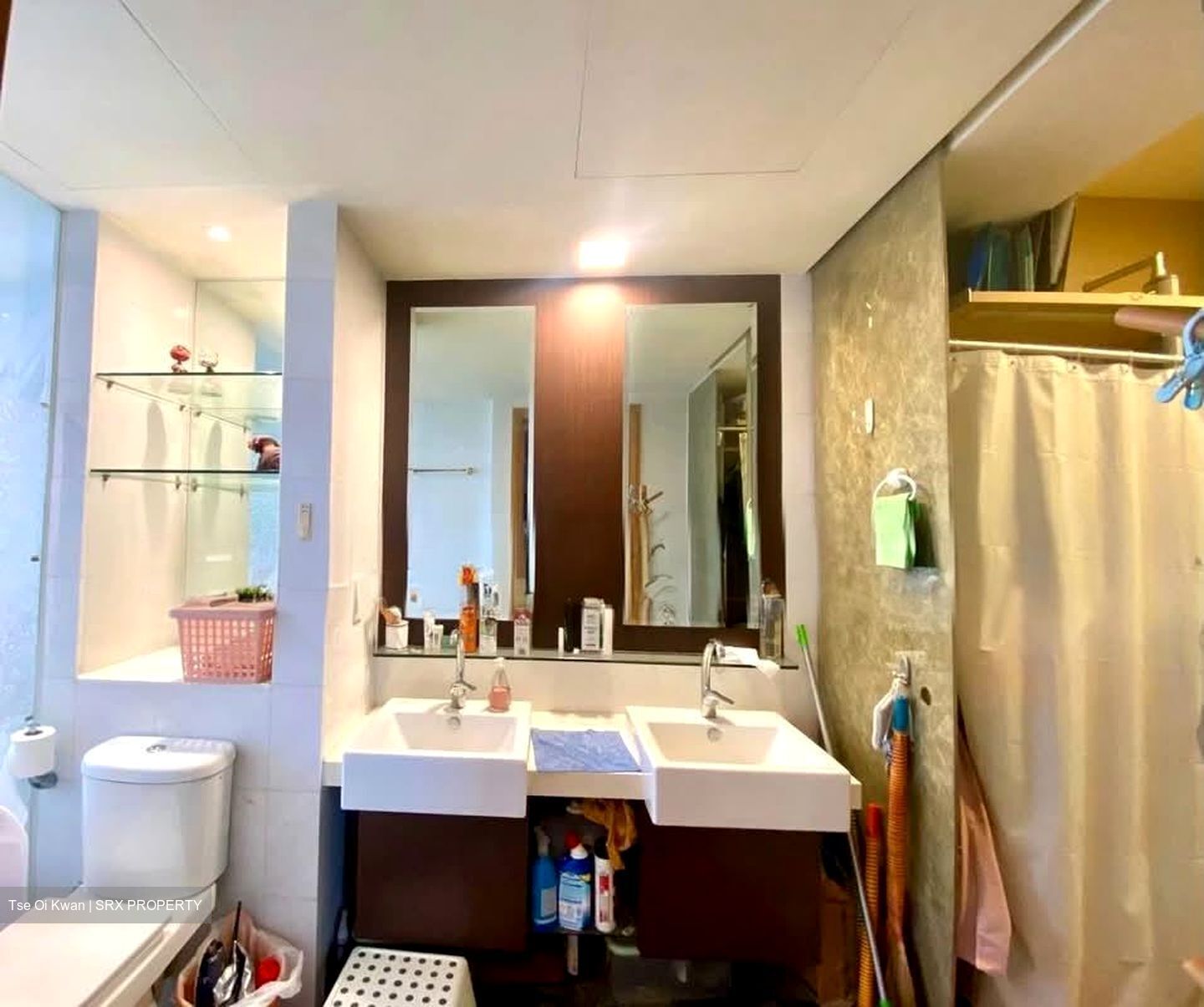 Hillcrest Villa (D11), Terrace #574932281